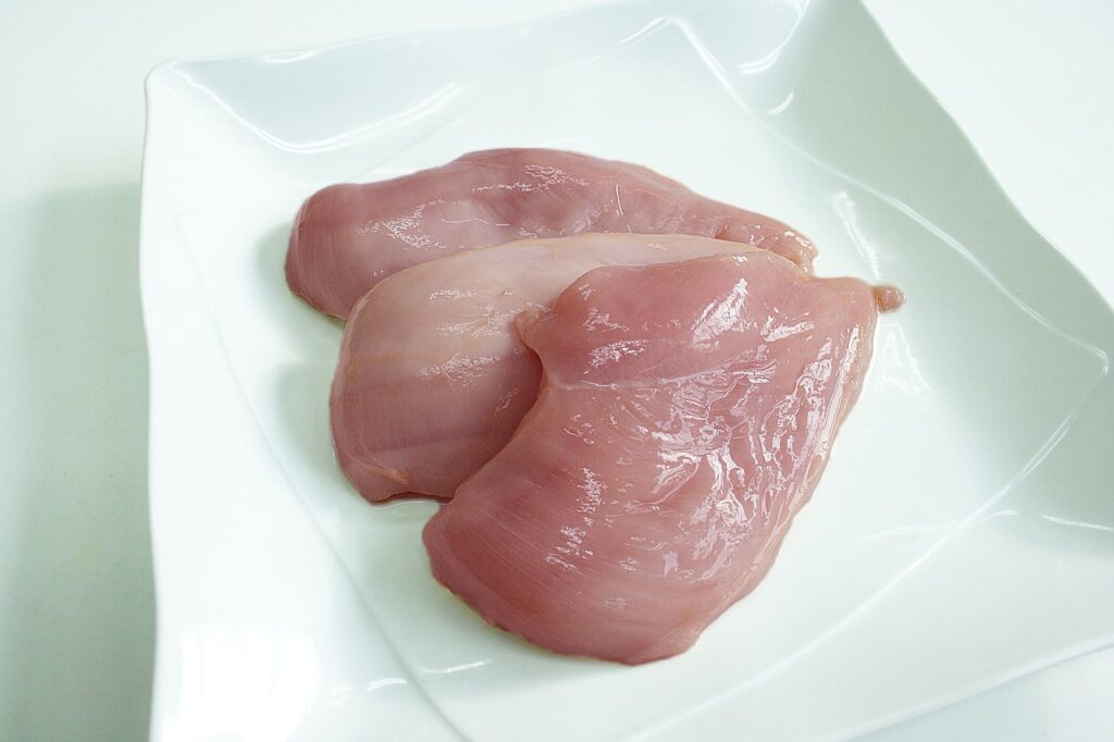 筋トレにおける鶏胸肉とささみの違いは何ですか？