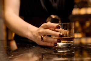 女性がプロテインをいつ飲むのが効果的なのか？