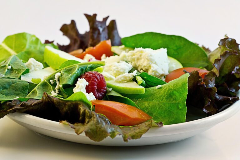 筋トレに最適な食事は？おすすめメニューを徹底解説！